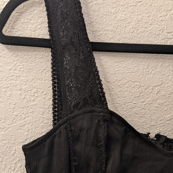 Royal Bones Black Lace Midi Dress - Picture 5 of 12